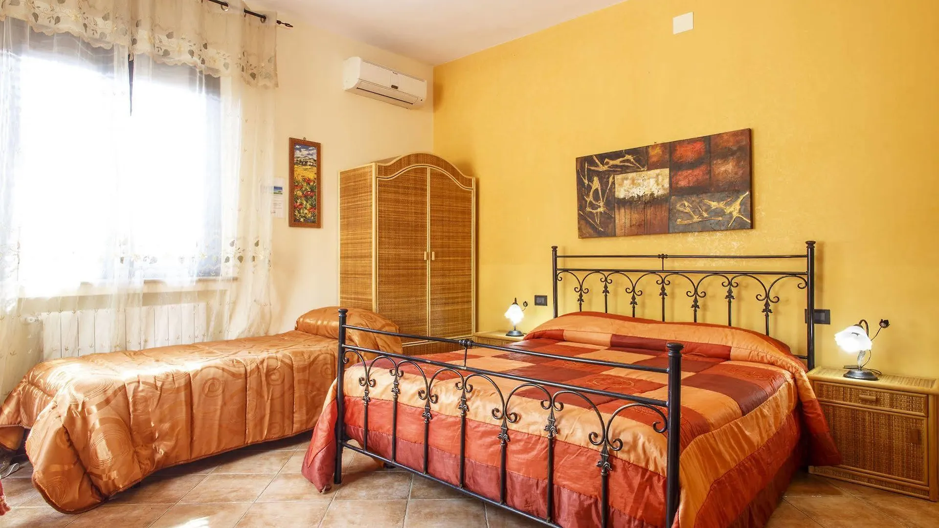 Oikos Holiday Apartments