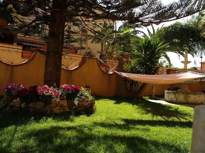Oikos Holiday Apartments
